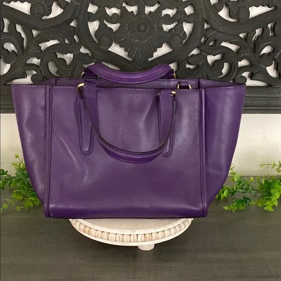 Coach Purple Leather Tote with Elegant Design-Small - Picture 2 of 9